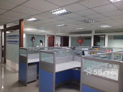 精品寫字樓出租 五四路金龍大廈260平方精裝辦公空間，設備齊全，裝飾材料優質